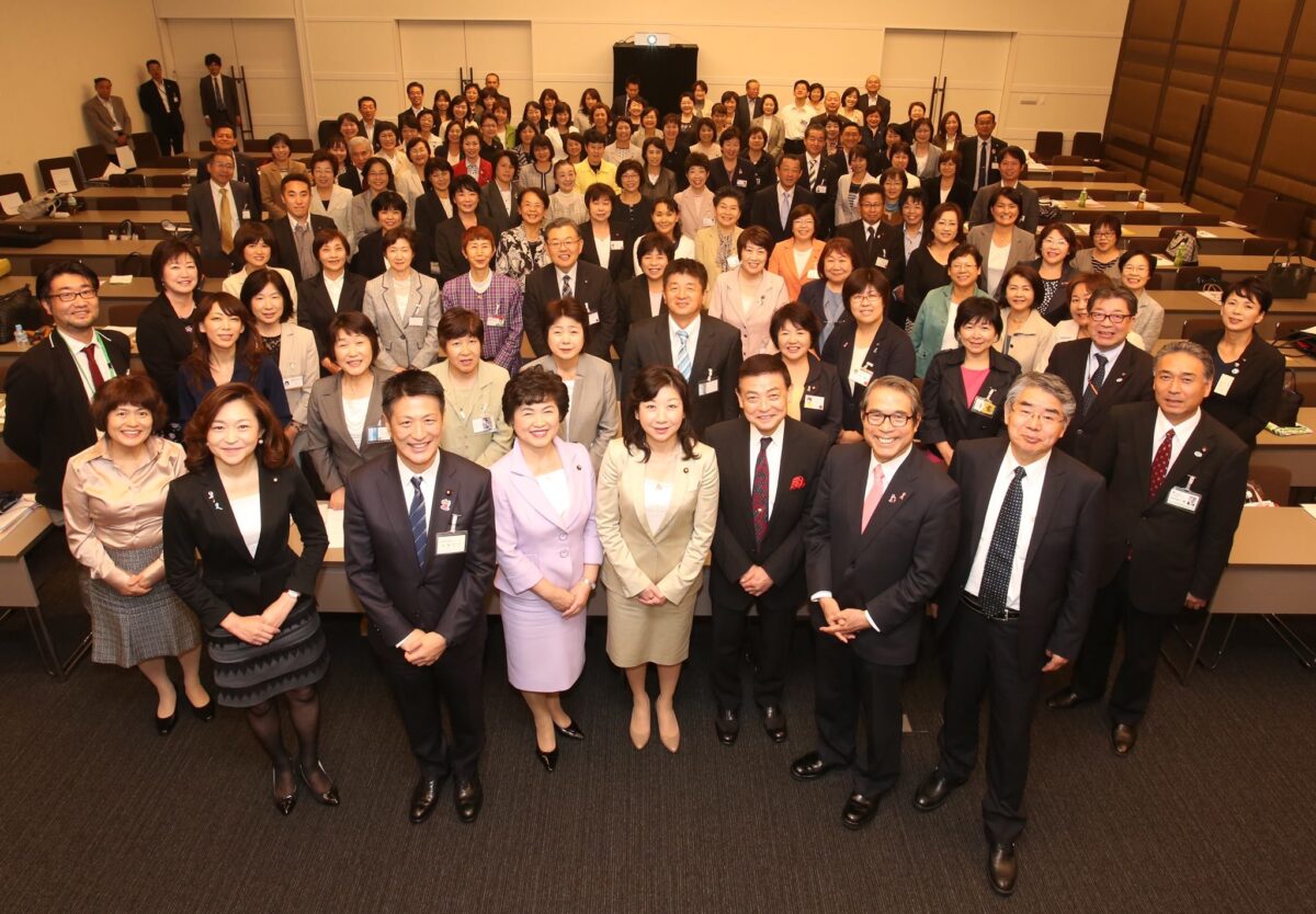 【申込開始】乳がん子宮頸がん検診促進議連10周年イベントの開催が決定