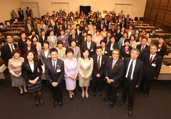 【申込開始】乳がん子宮頸がん検診促進議連10周年イベントの開催が決定