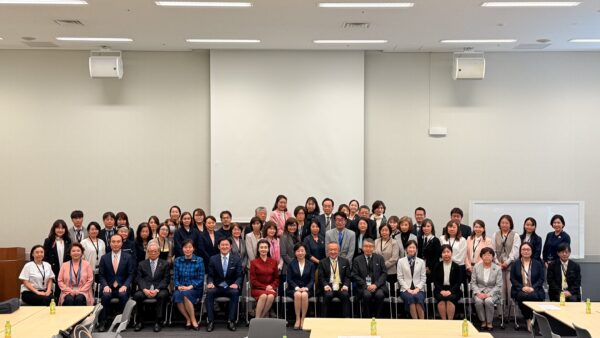 乳がん子宮頸がん検診促進議連10周年イベント大盛況の内に終了